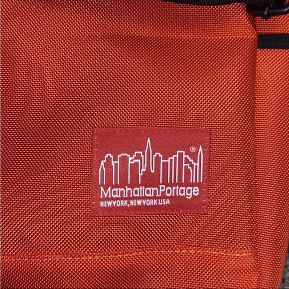NWOT Manhattan Portage Red Large Tote Handle Crossbody Bag